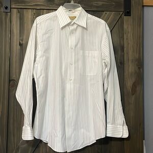 C Gold Label Roundtree & York Mens Button Down